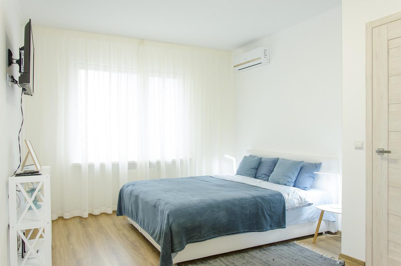 Appartamento Apartament Delux Light Kiev Esterno foto